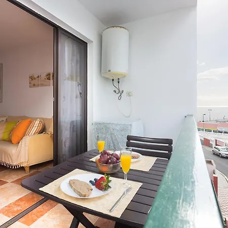 Live Neptuno Apartment *